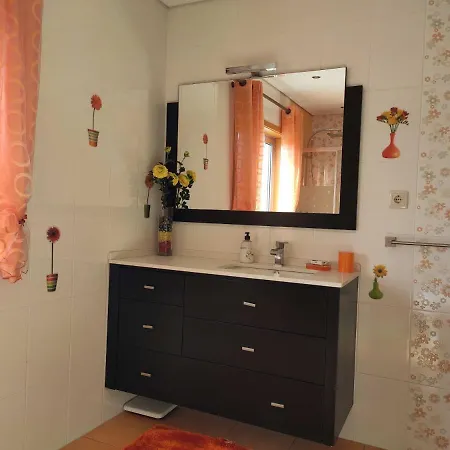 In - 4 Bedroom House With Private Pool * Vagos